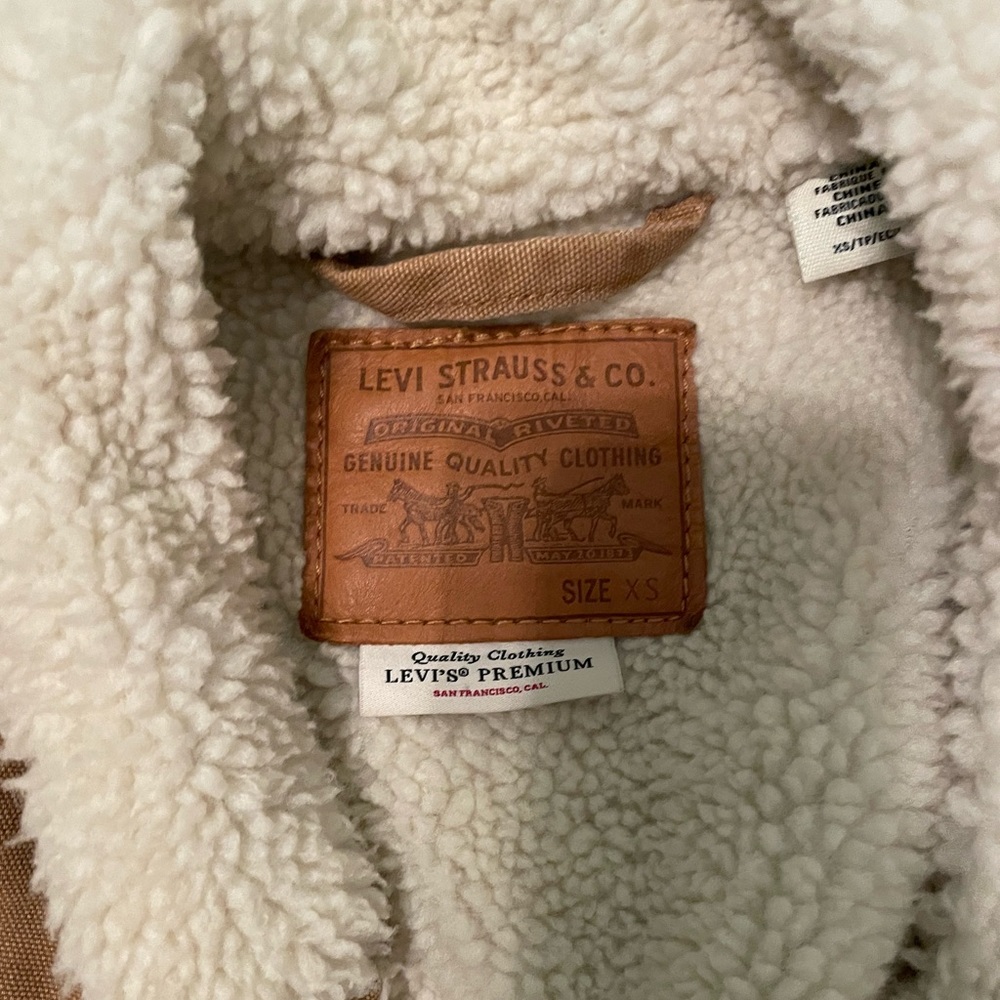 Levi Jacket - image 4